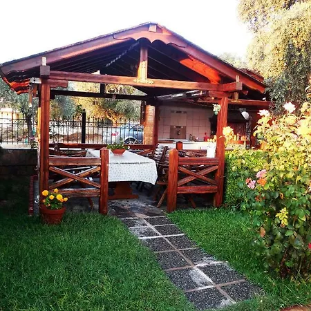 בית נופש Lioharis Skala Rachoni (Thasos)